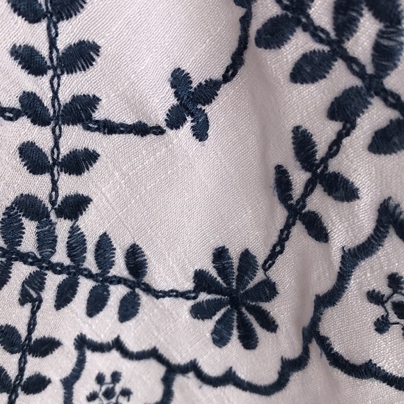 Counterparts white hi-low peasant top with embroidery - Picture 5 of 8